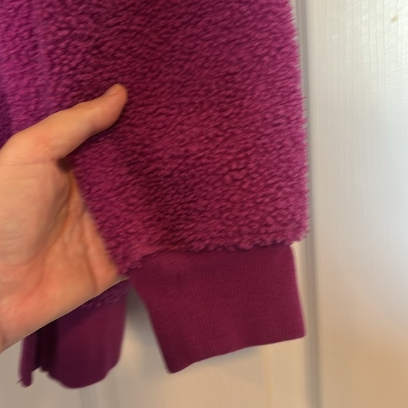 Loft women’s purple crew neck fuzzy oversized sweater size small - Picture 5 of 8